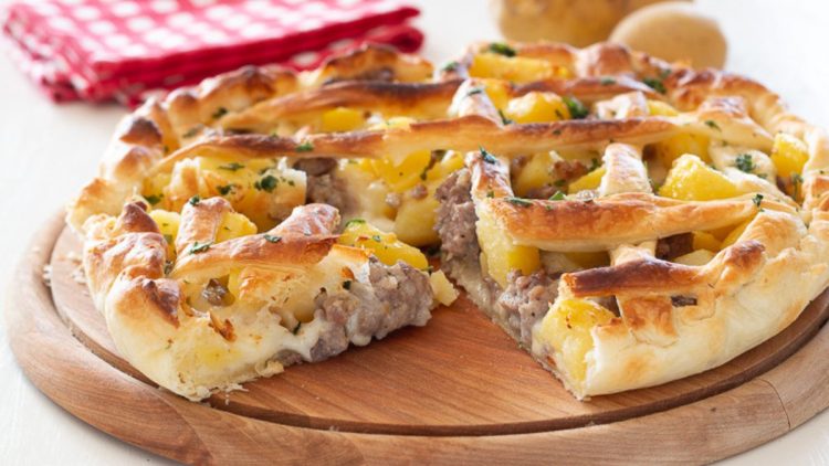 tarte feuilletée pomme de terre et saucisse