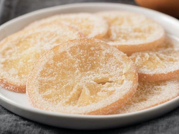 Tranches d’orange confites