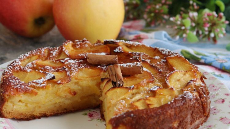 gâteau invisible aux pommes facile