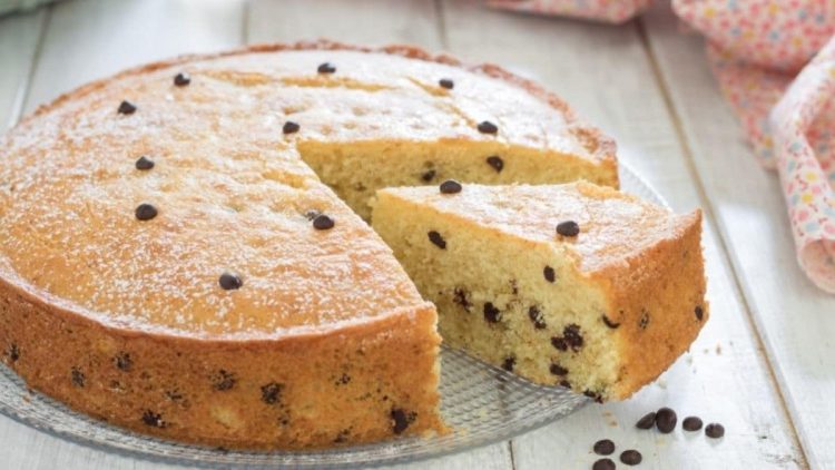 Gâteau simple aux pépites de chocolat