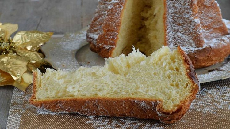 Pandoro feuilleté fait maison
