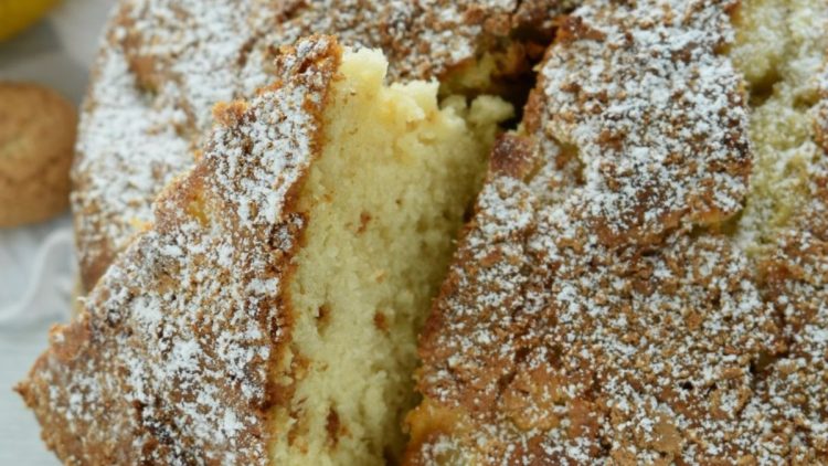 gâteau moelleux aux pommes et amaretti