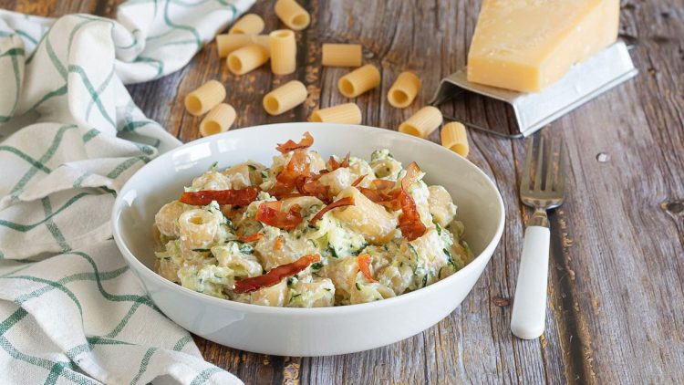 pâtes au speck et ricotta