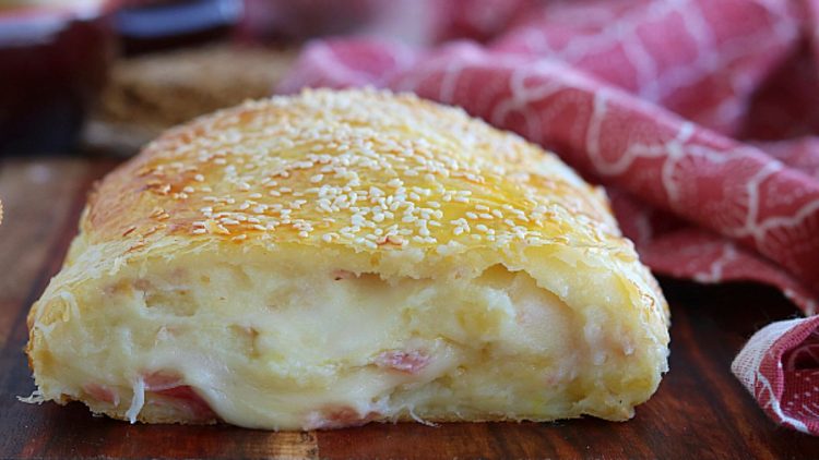 roulé de pommes de terre et fromage provola