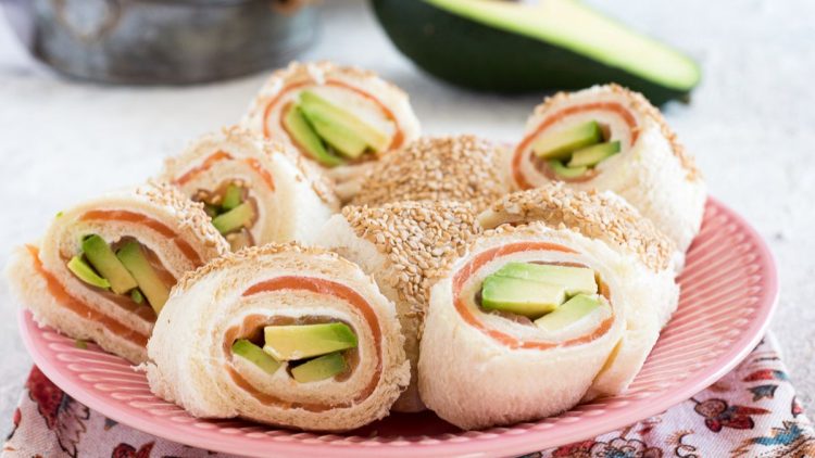 roulés au saumon et avocat
