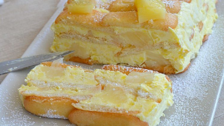 semifreddo à l’ananas et à la crème pâtissière