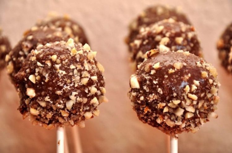 Recette Cake-pops chocolat au lait et noisettes