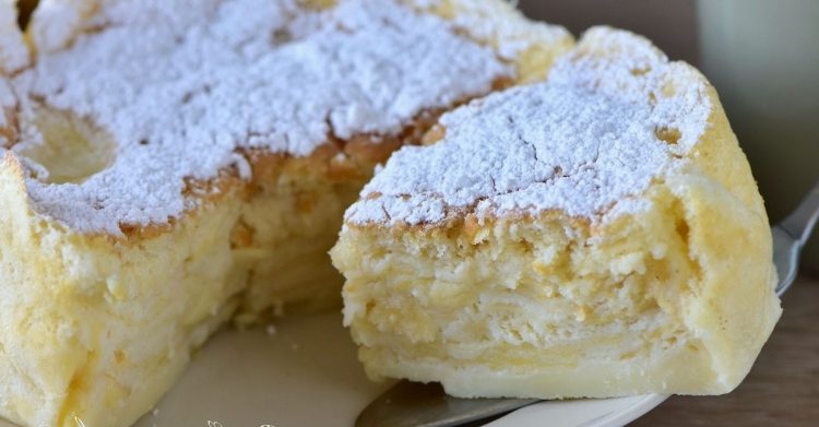 Gâteau soufflé aux pommes