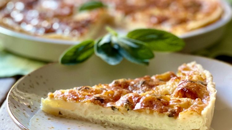 quiche à la poire à la sauge et au fromage fontina