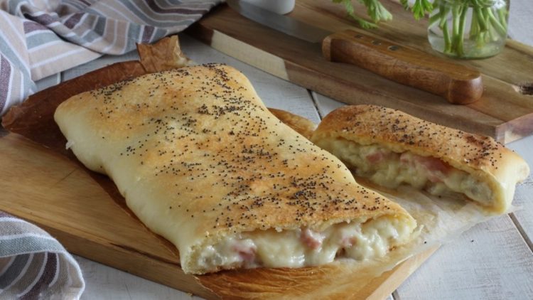 Strudel salé au gorgonzola et mortadelle
