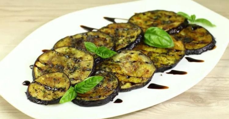 Aubergines grillées au four