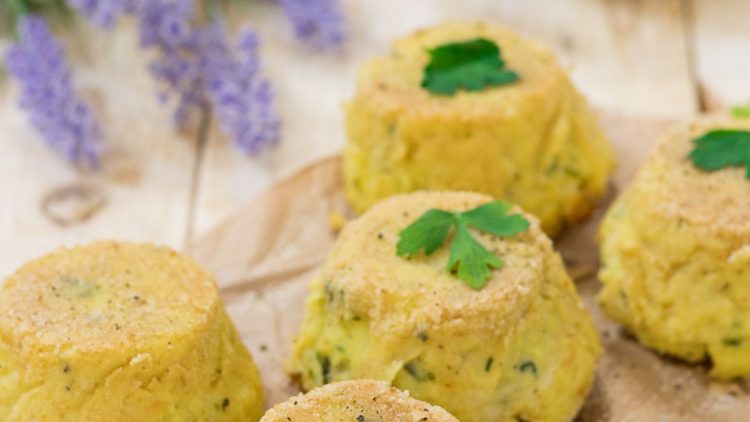 mini gâteaux de pomme de terre aux champignons
