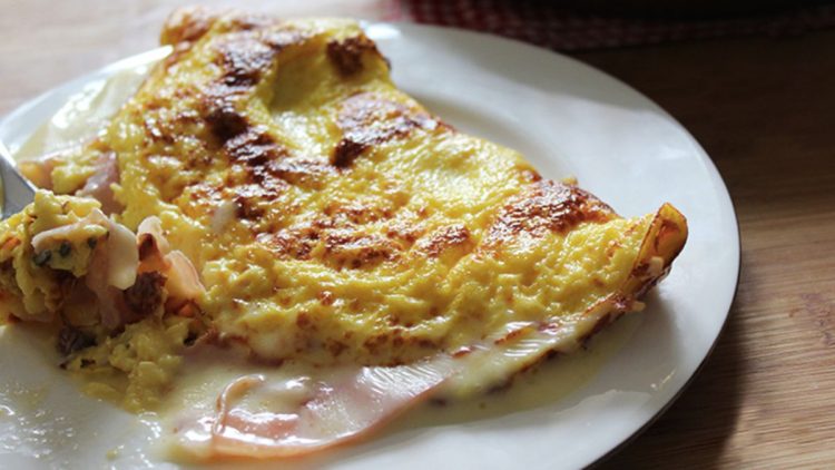 omelette au jambon à la française