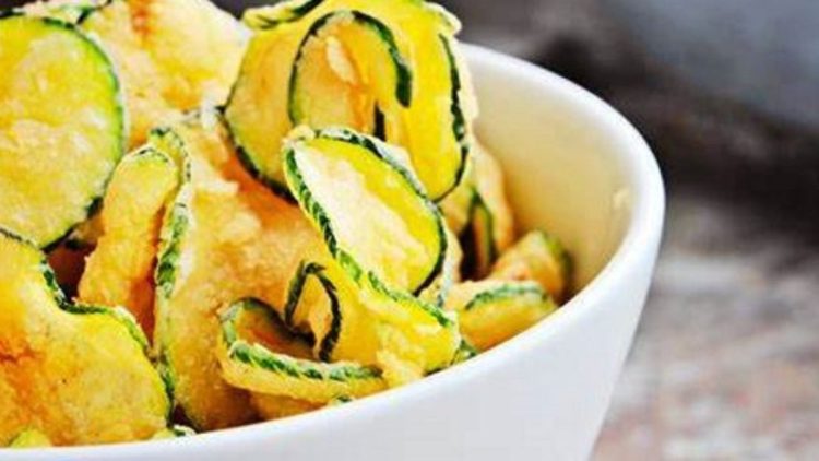 chips de courgettes à la friteuse à air 