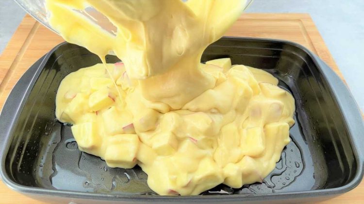 Gâteau aux pommes qui fond dans la bouche
