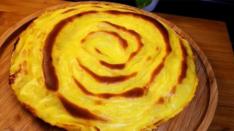 Gâteau aux pommes à la crème sans huile et sans beurre