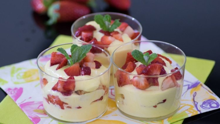 Verrines de fraises au mascarpone