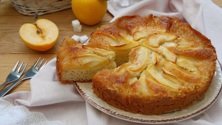 Gâteau aux pommes 5 cuillères de farine