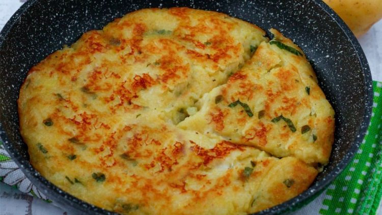 gâteau de pommes de terre cuit à la poêle