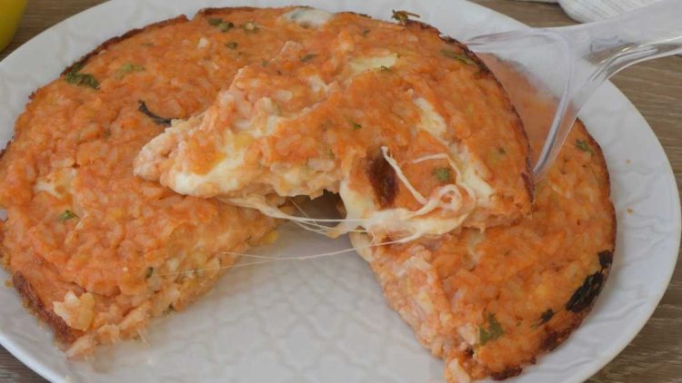 Gâteau de riz à la tomate