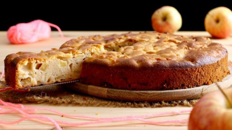 gâteau moelleux aux pommes  rapide
