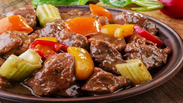 Joues de bœuf aux légumes et à la bière