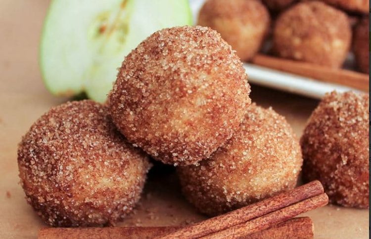 Beignes aux pommes et à la cannelle comme au verger Charbonneau