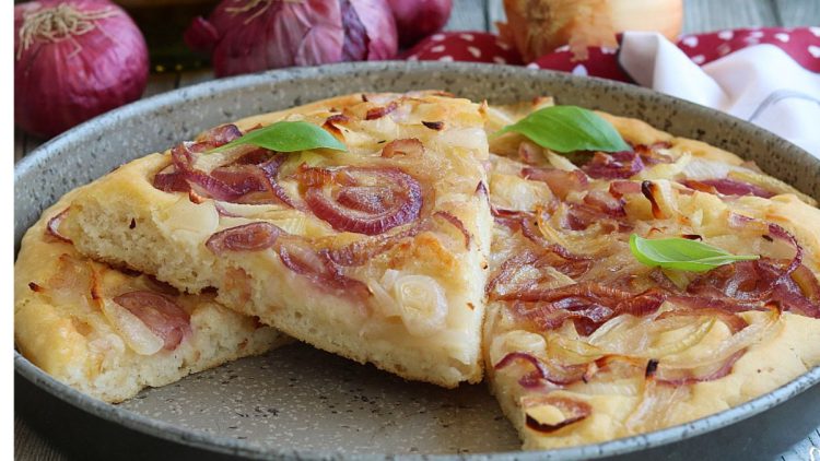 Focaccia aux oignons