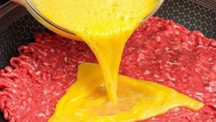 omelette à la viande hachée
