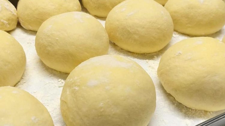 Pâte à pizza