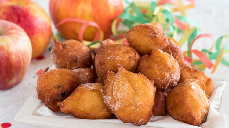 beignets aux pommes et à la ricotta