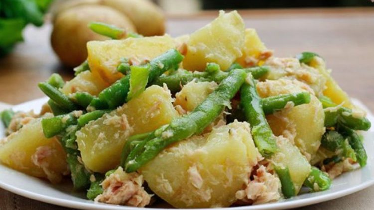 salade de pommes de terre au thon et aux haricots verts
