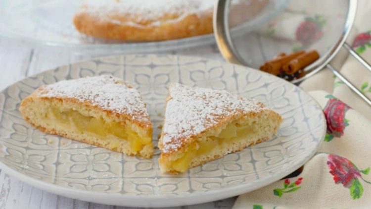 Tarte fourrée aux pommes