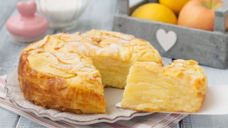 Gâteau aux pommes crémeux Cyril Lignac