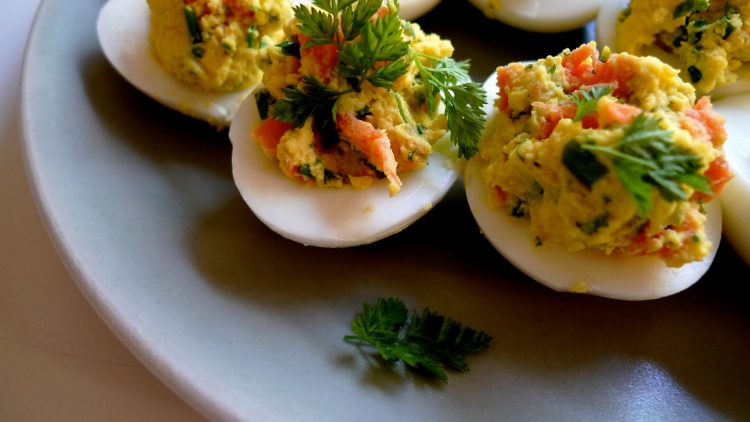 Oeufs farcis au saumon fumé