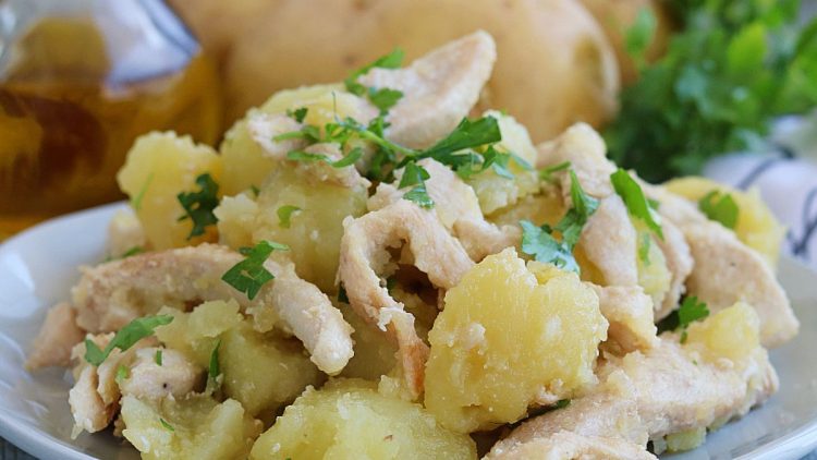 salade estivale au poulet et aux pommes de terre