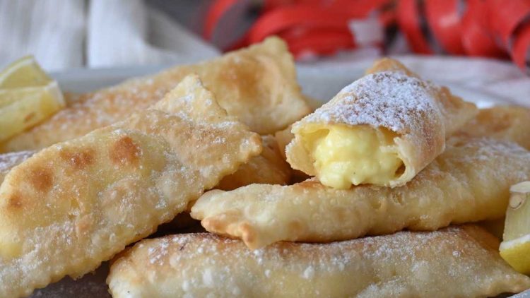 Chiacchiere fourrés au citron