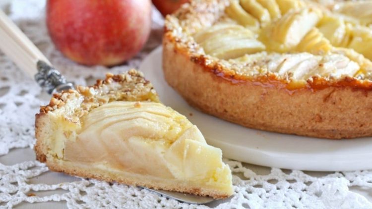 Tarte crémeuse aux pommes irrésistible