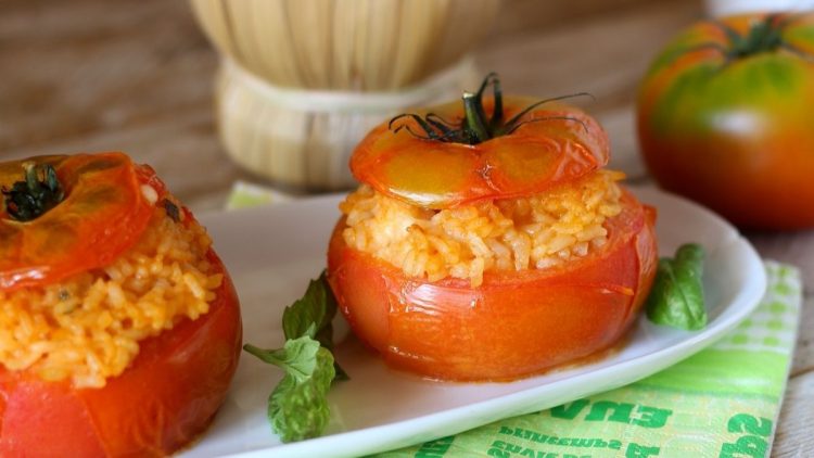 Tomates farcies riz cuit au four