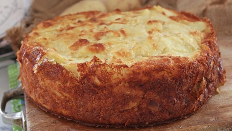 Gâteau invisible aux pommes de terre