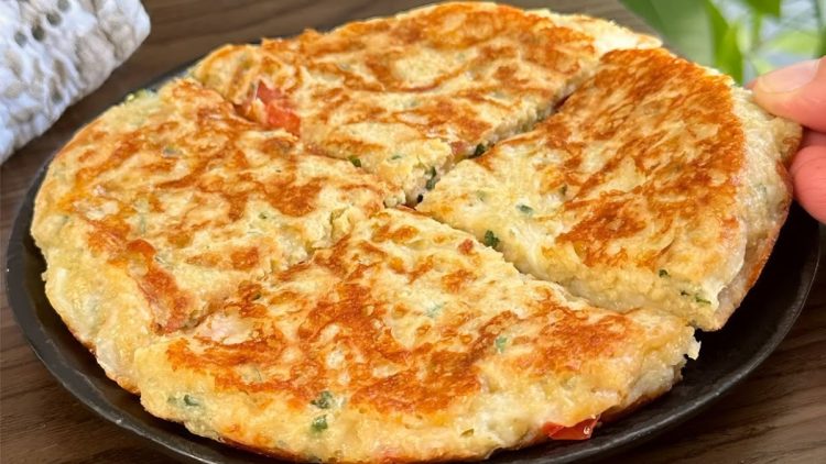 omelette de flocons d’avoine tomates et fromage à la poêle