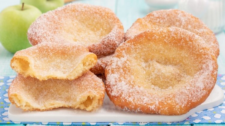 Beignets aux pommes râpées