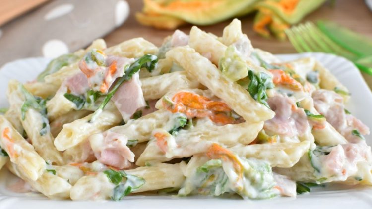 penne aux courgettes et fleurs de courgette