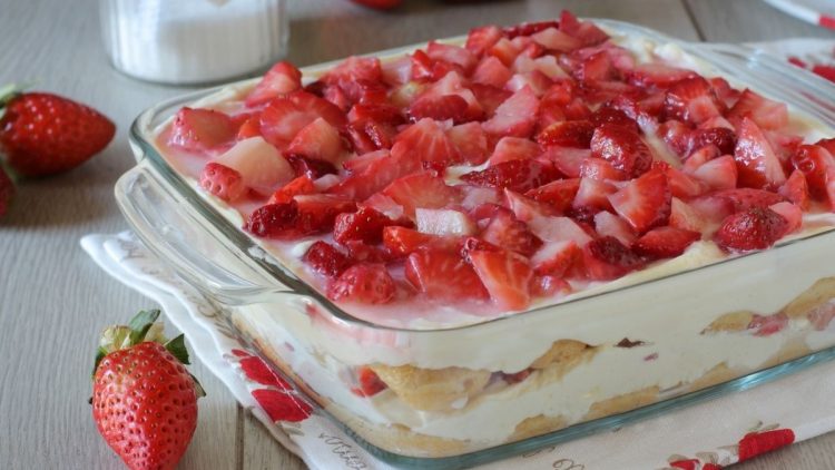 Tiramisu aux fraises et ricotta