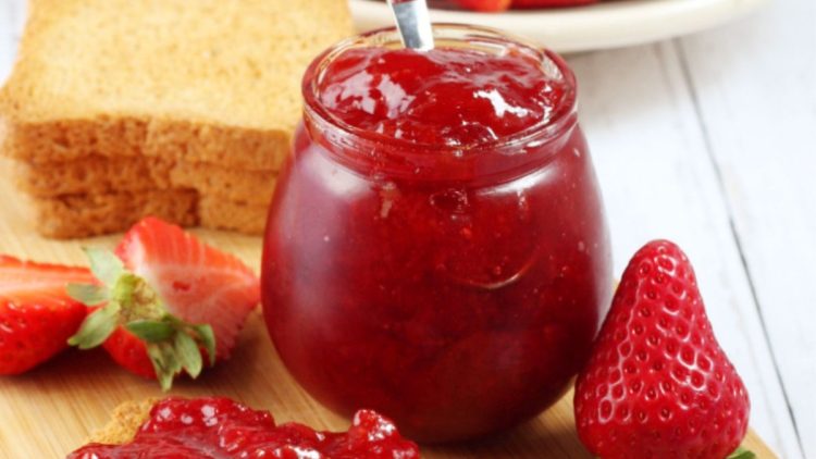 confiture de fraises traditionnelle