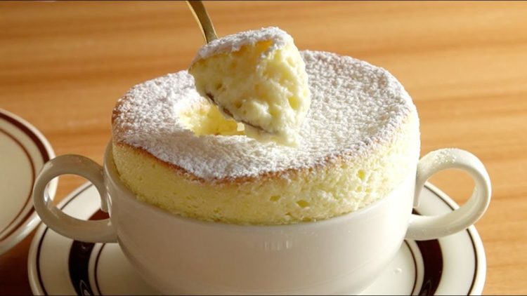 Mug cake à la vanille au four