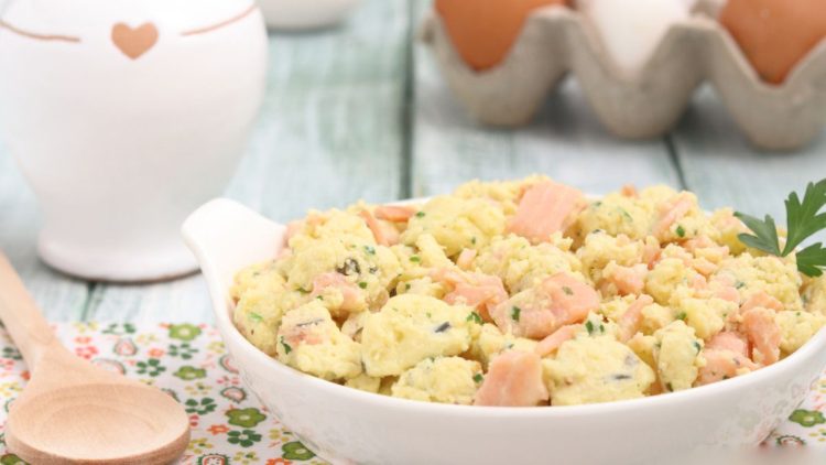 œufs brouillés au saumon