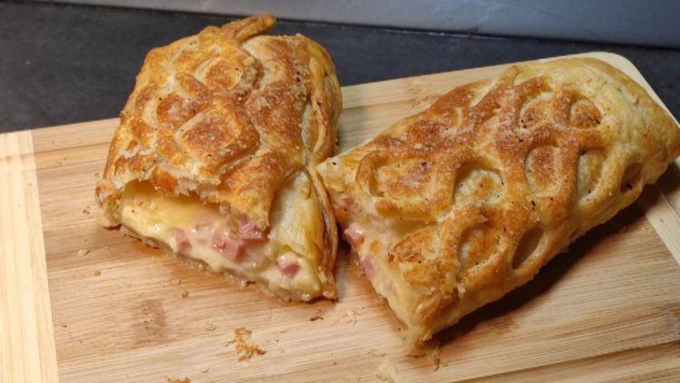 strudel salé au jambon et au fromage