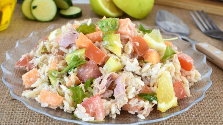 salade de riz aux courgettes, thon et melon