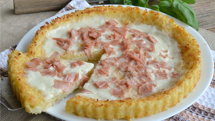 Tarte au riz avec mortadelle et mozzarella